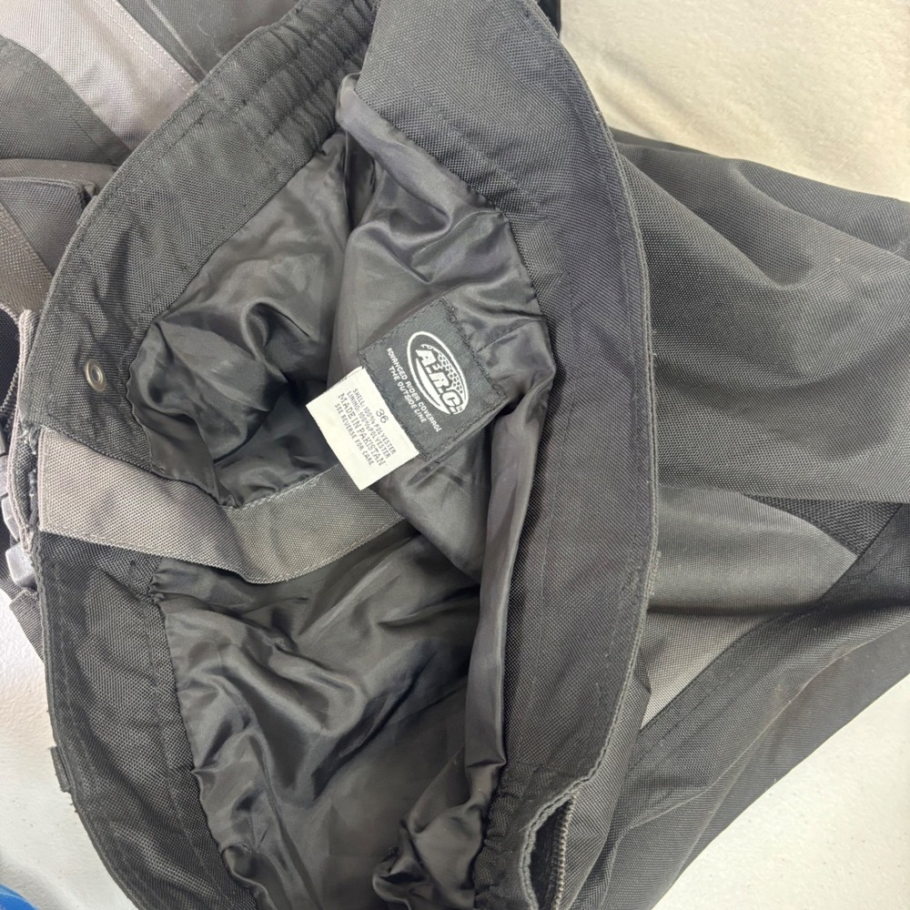 ARC Mens Riding Pants Back-Country Black Advanced Rider Coverage Motorcycle 36 - Picture 14 of 15